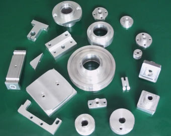 China Metal que faz à máquina, serviços automotivos mecânicos do CNC da precisão da fabricação do protótipo fornecedor